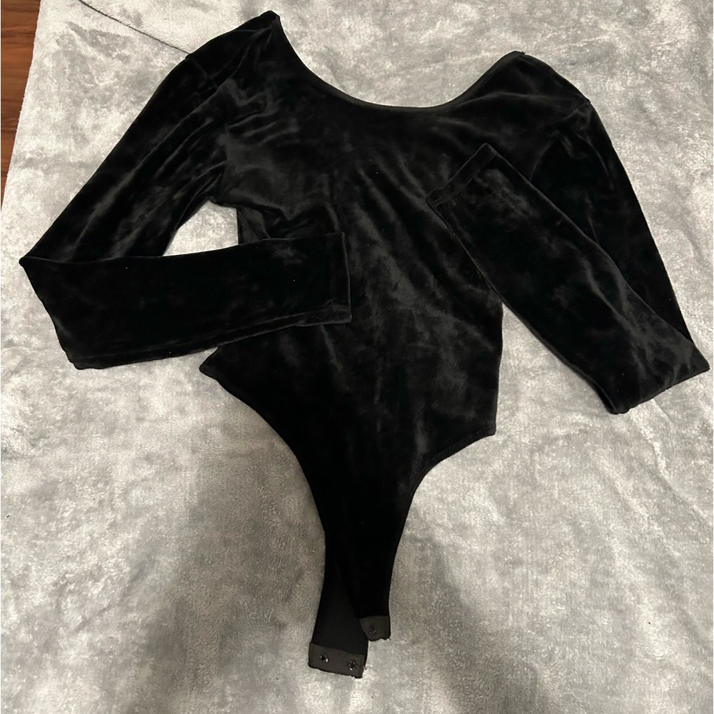 Bodysuit ; leotard